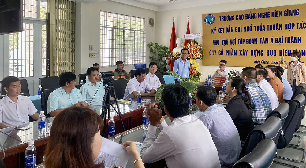 MẪU NHÀ 2 TẦNG MÁI NHẬT TÂN CỔ ĐIỂN THIẾT KẾ TINH TẾ ĐẾN TỪNG CHI TIẾT KIẾN TRÚC